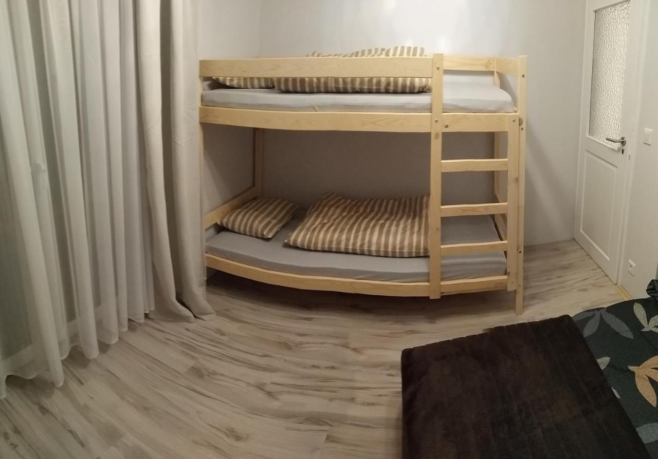 Kwatera U Somsiada -Apartament มูเชนา ภายนอก รูปภาพ